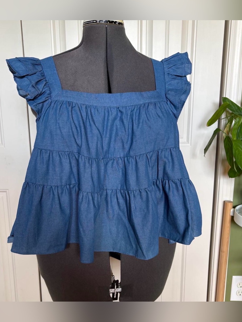 Jacquie the Label Denim-Blue Tiered Ruffle Square-Neck Crop Top Anthropologie